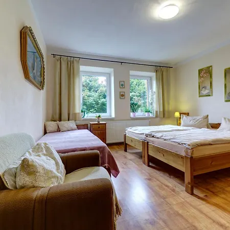 Na Skle Malovane Holiday home
