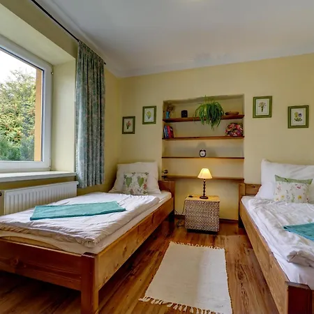 بيت للعطل Na Skle Malovane